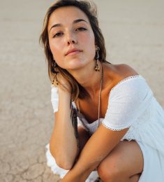 Elisa, 42 Jahre, Hetero, Frau, Hallein, Österreich